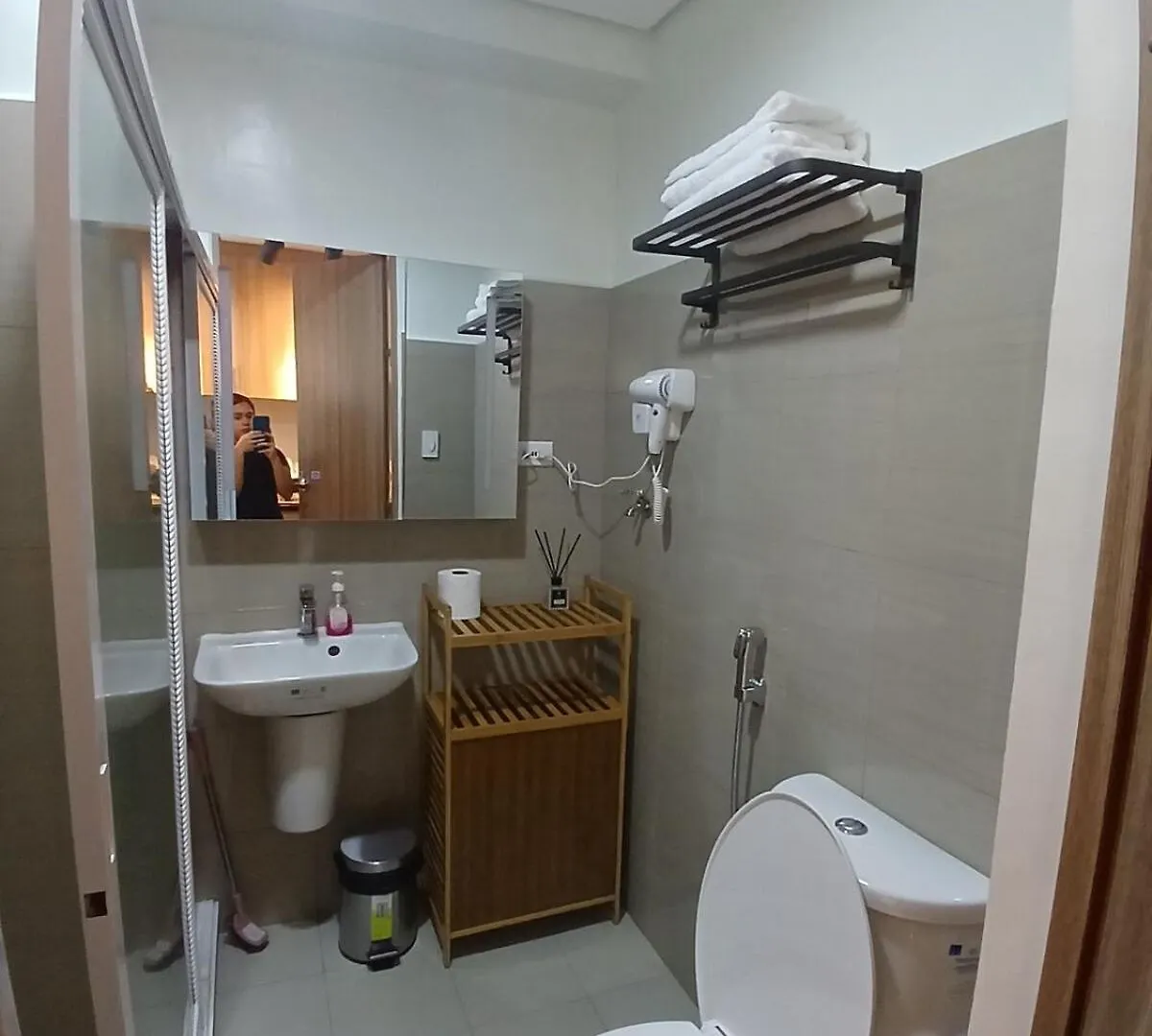 Shore2 Haven - Chic Condotel Near Mall Of Asia Manila Aparthotel